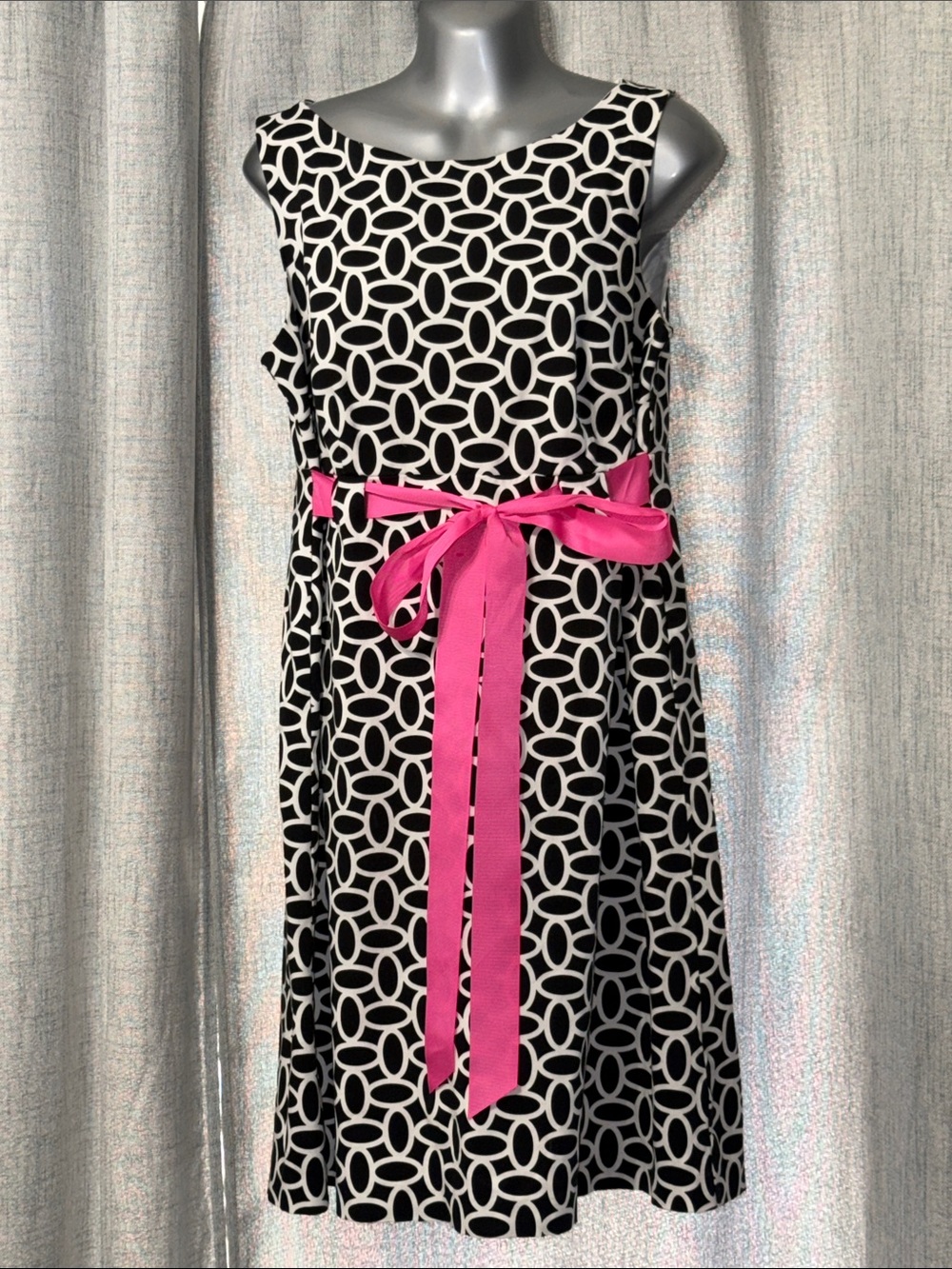 Jessica Howard Black & White Geometric Dress with Hot Pink Sash